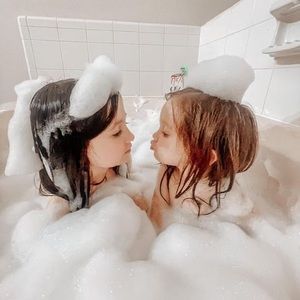 Meet your Posher, Eliana